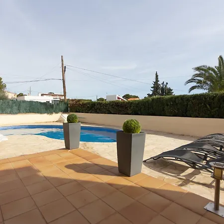 Innouthome Familiar Piscina Coll De Balaguer Holiday home